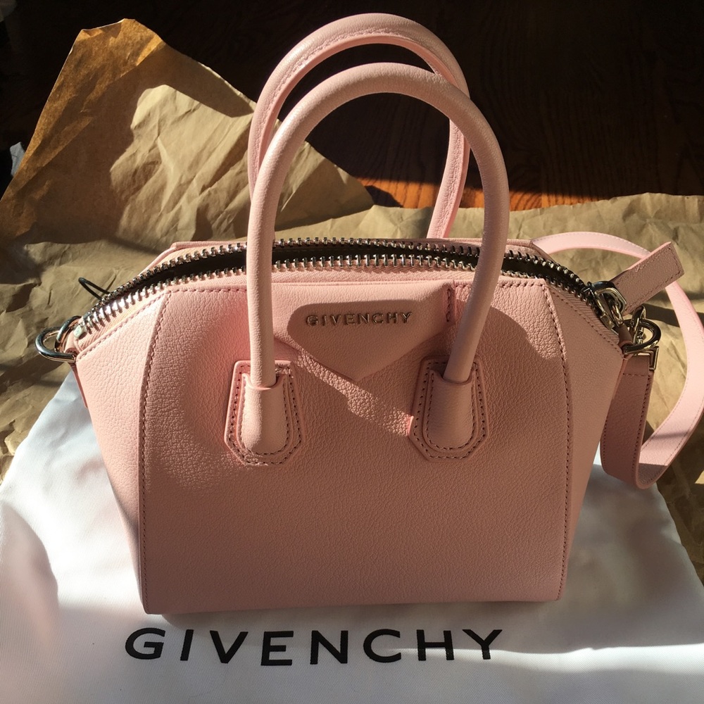 GIVENCHY Baby Pink Goat Skin Mini ANTIGONA Bag - Picture 2 of 8
